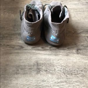 toms moccasin bootie
